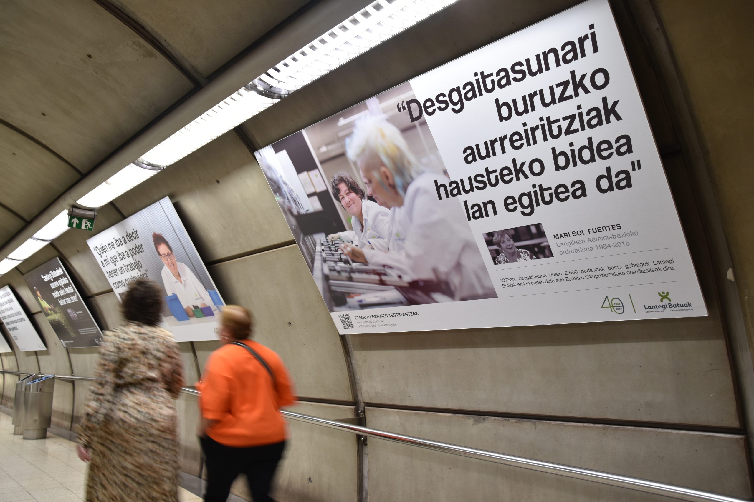 Exposición Lantegi Batuak en Metro Bilbao